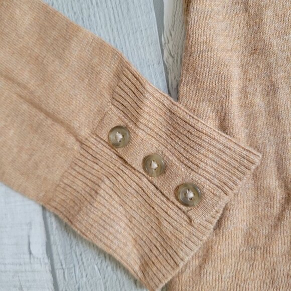 J.Crew Womens Button Cuff Camel V-Neck Knit Sweater S Cotton/Rayon/Nylon - Picture 3 of 8